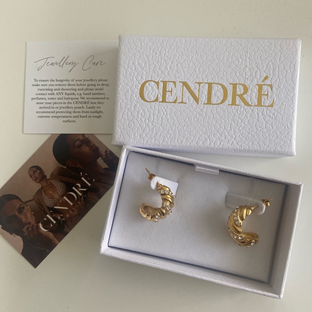 Gold earrings